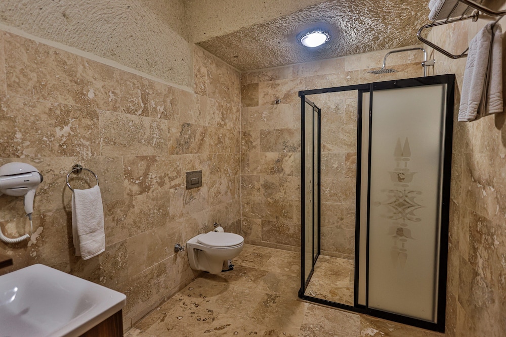 Caveadocia Stone Cave Hotel 30/36