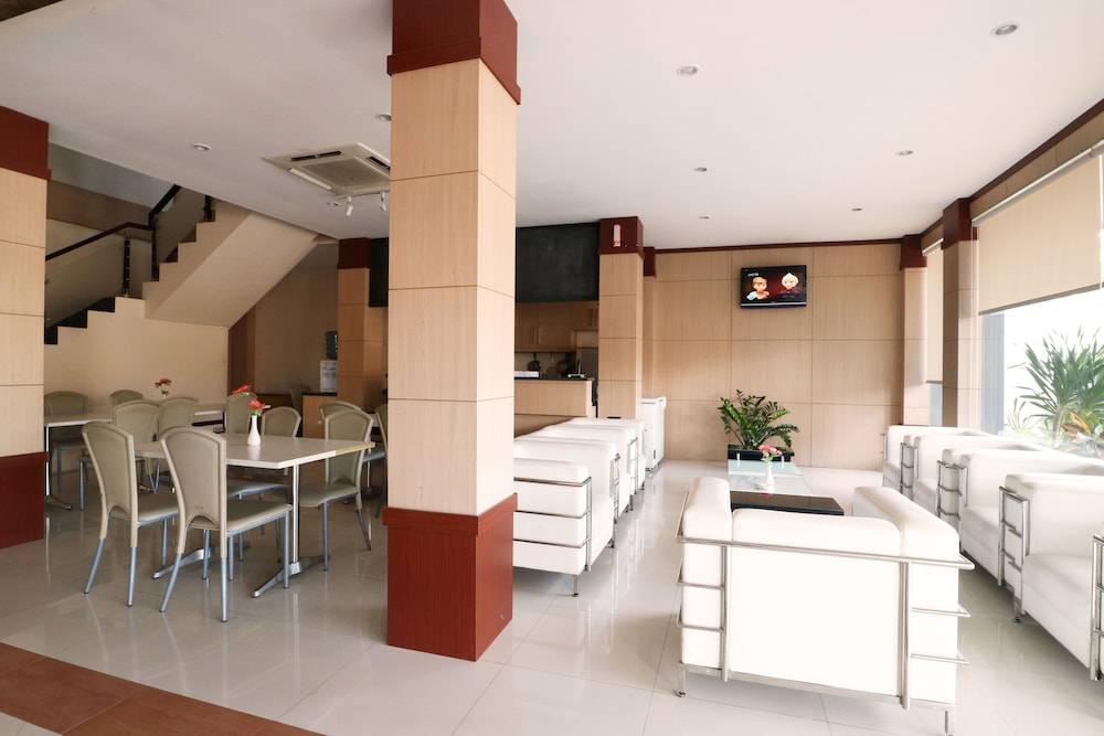 OYO 3726 Tembok Batu Residence 59/68
