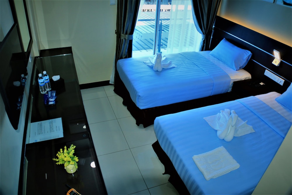 Wave View Hotel 48/53