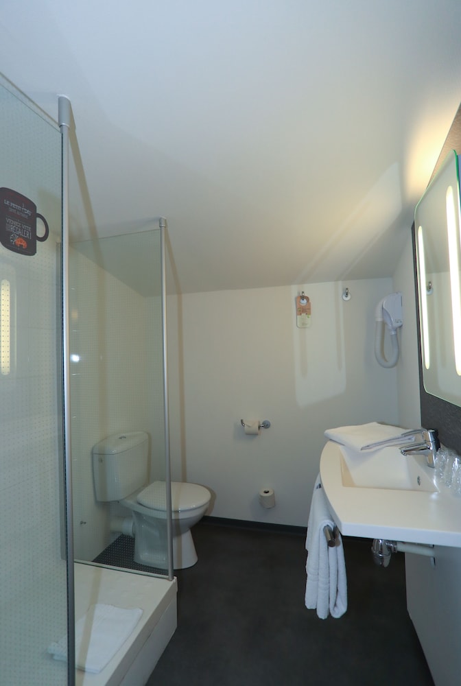 Ibis Aurillac 62/63