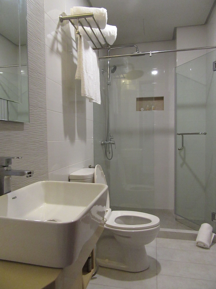Sweet Home Boutique Hotel 64/72