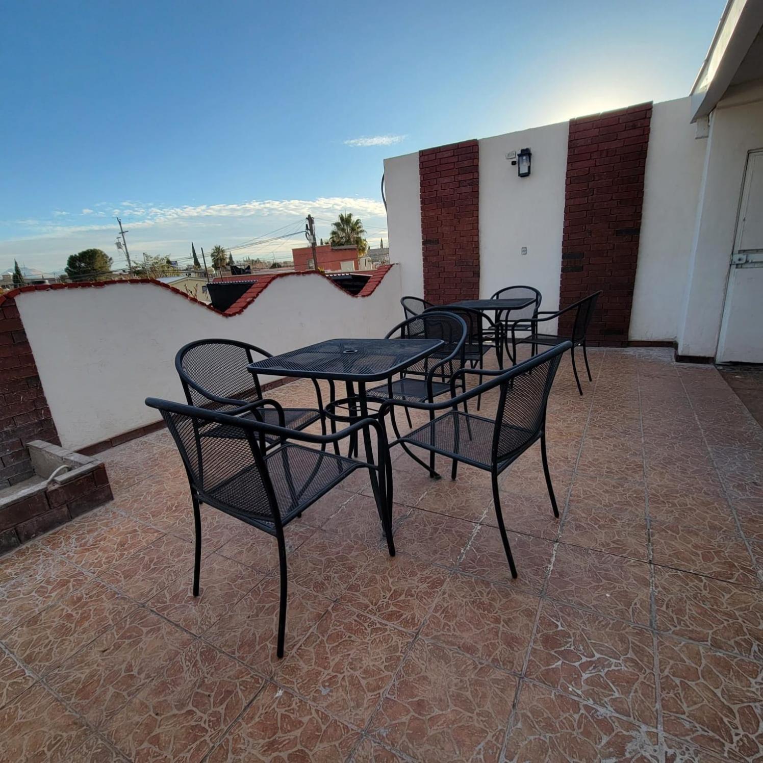 Hotel Villa del Sol Chihuahua 26/35