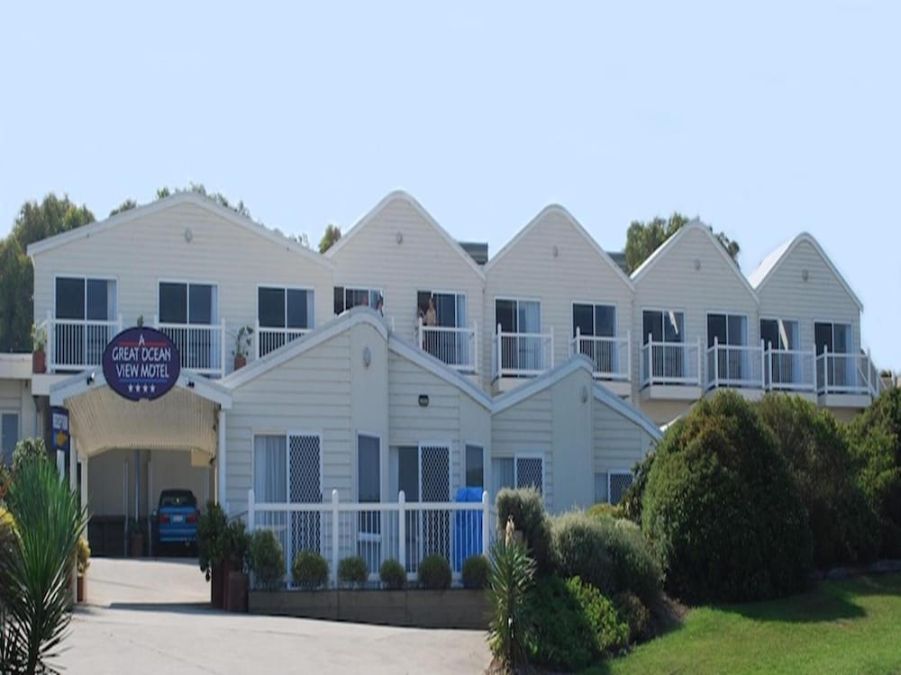 A Great Ocean View Motel 2/27
