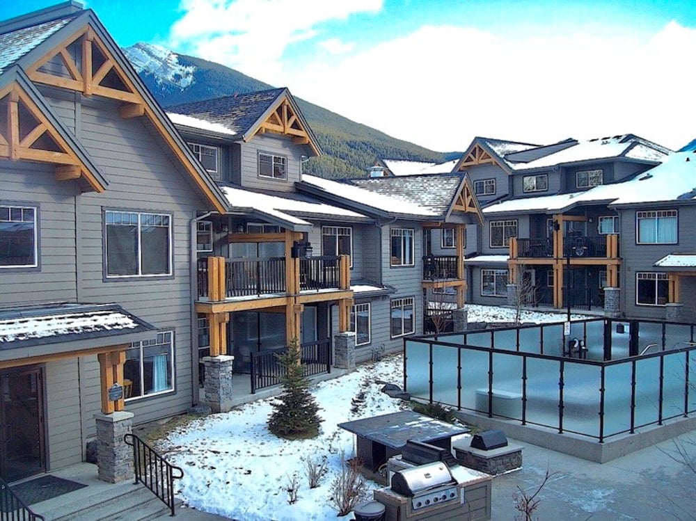Copperstone Resort 8/50
