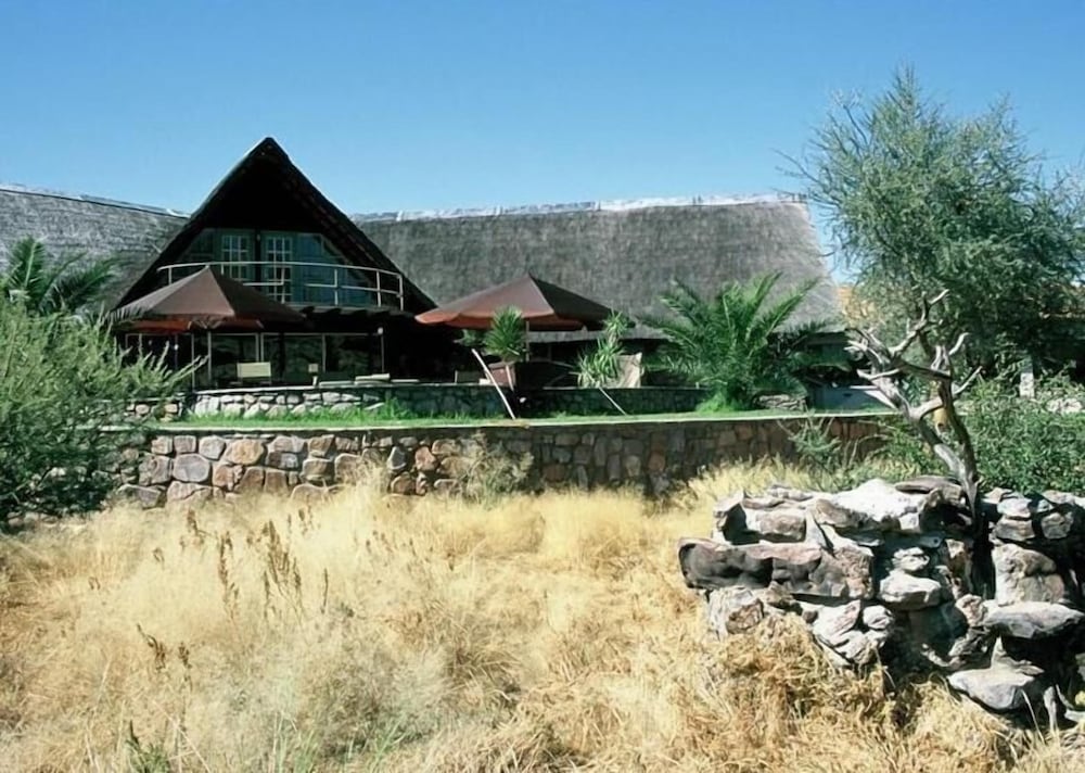 Etusis Lodge 12/61