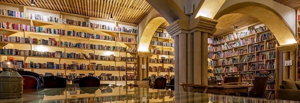The Literary Man Obidos Hotel 40/66
