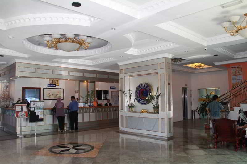 GRAND CITY HOTEL 4/16