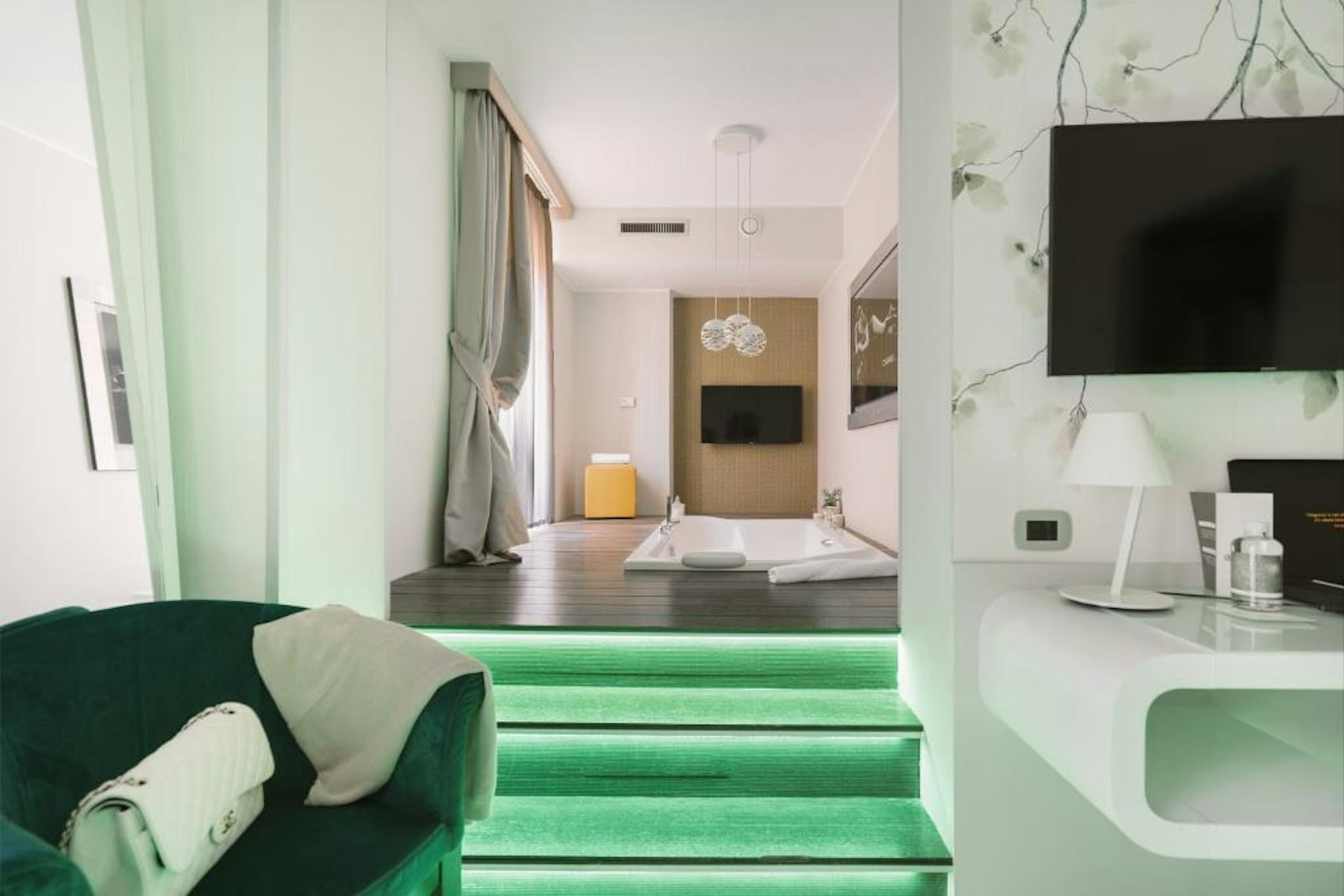 Montenapoleone Suites 18/32