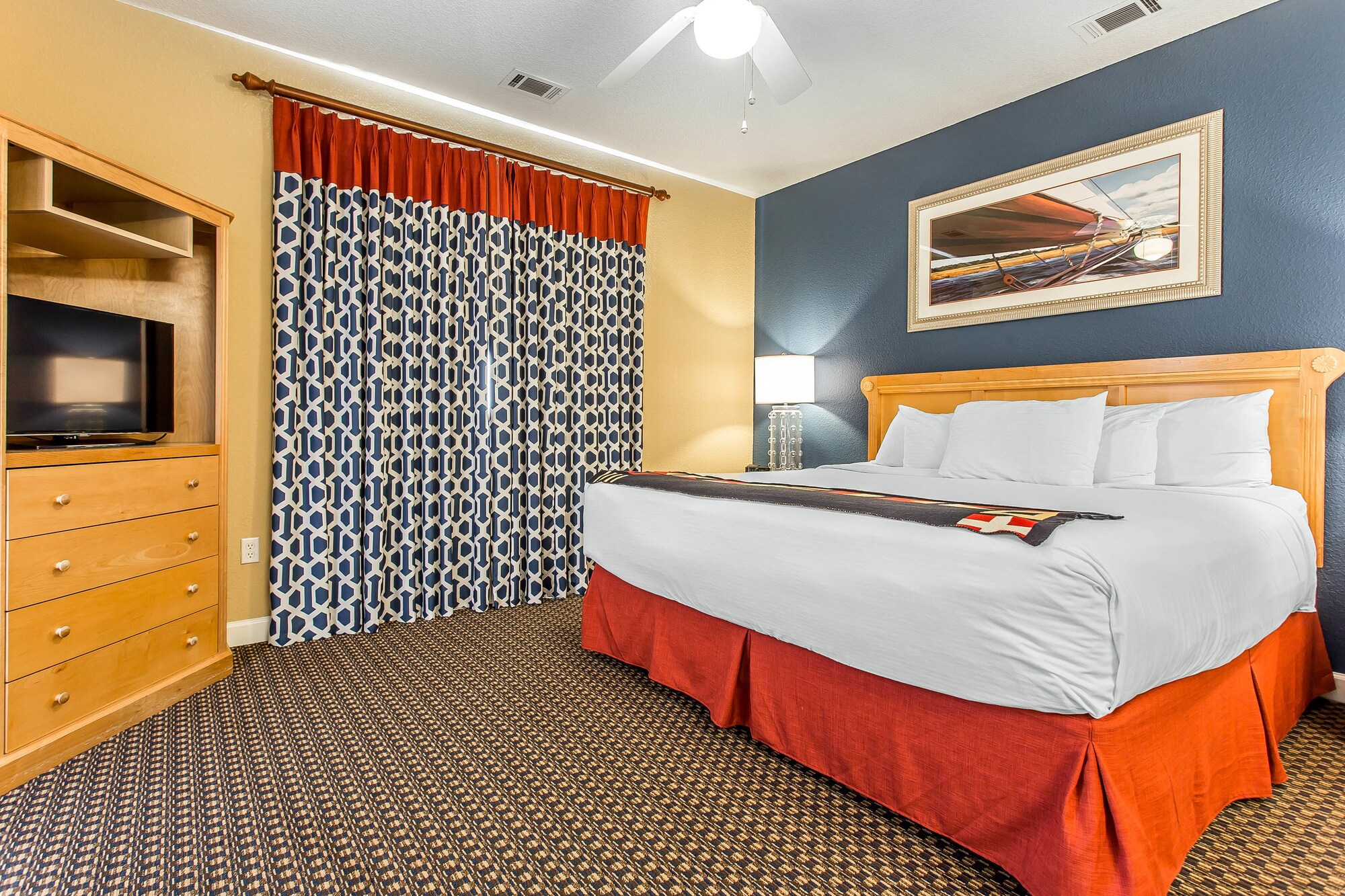 1 BEDROOM, SUITE