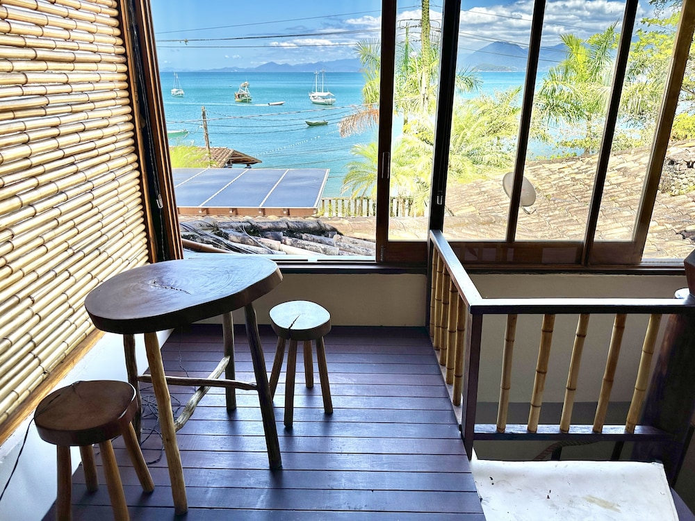 OYO Deck Da Villa Pousada Hotel 28/49