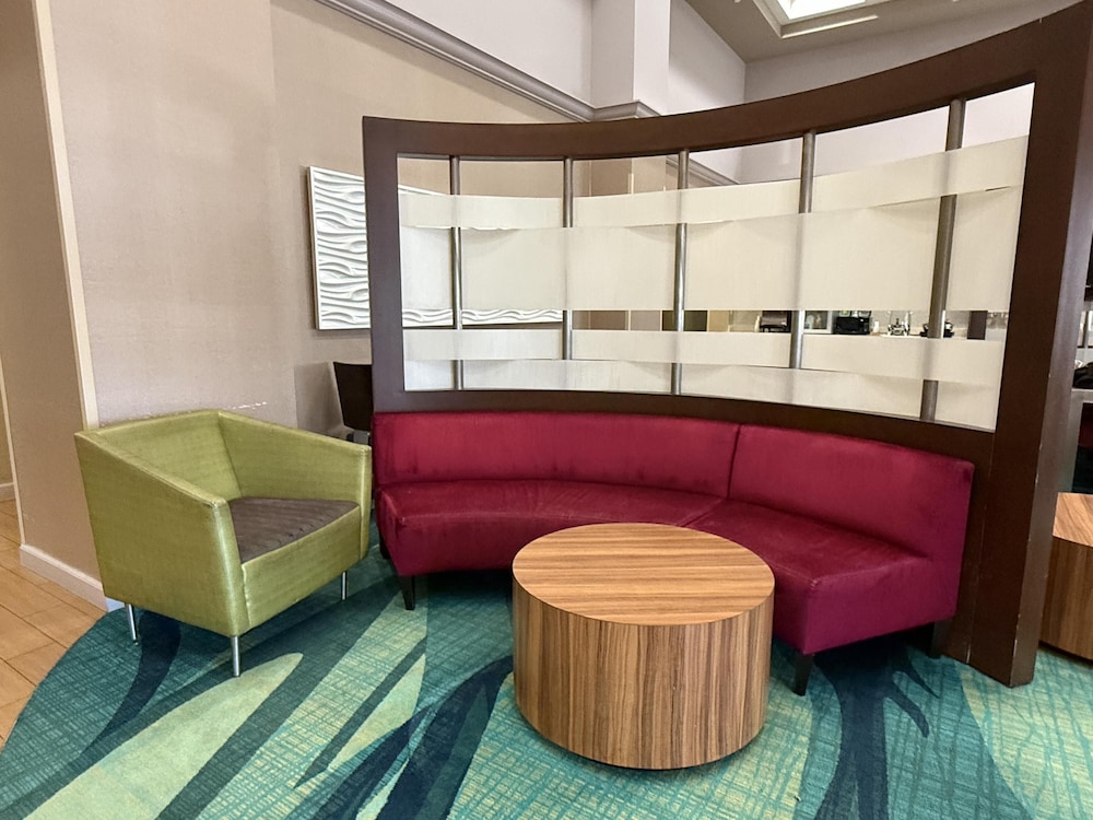 The Peoria Hotel, SureStay Collection by Best Western 40/59