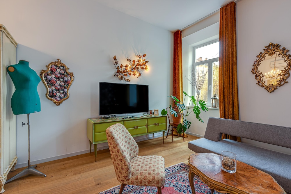 Tromostovje Apartments 38/50