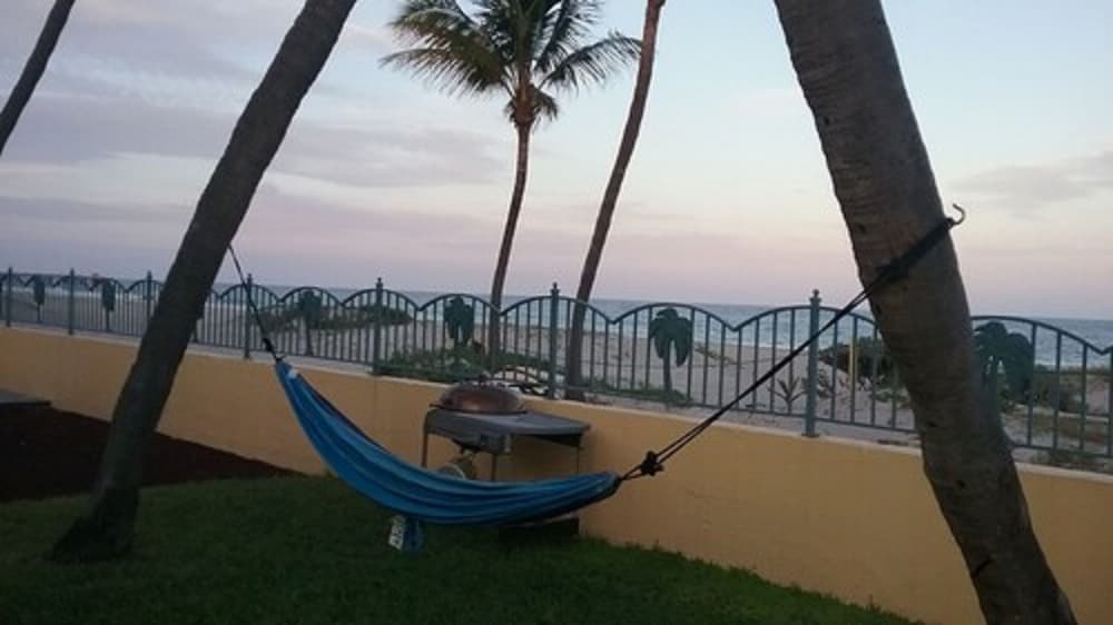 Ebb Tide Resort Oceanfront 55/69