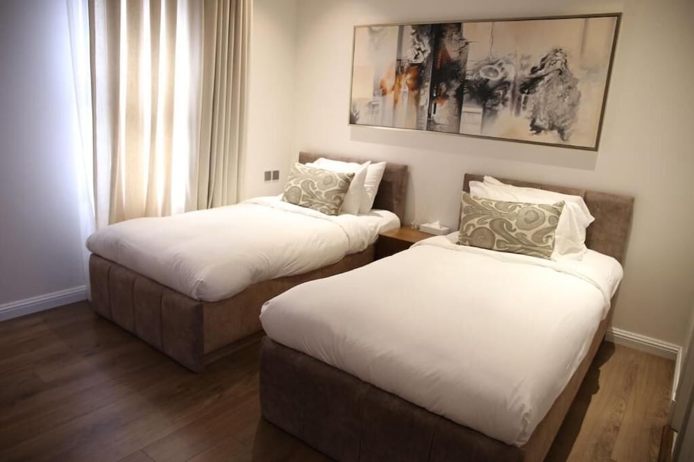 فيتوري بالاس(Vittori Palace Hotel and Residences) 28/46