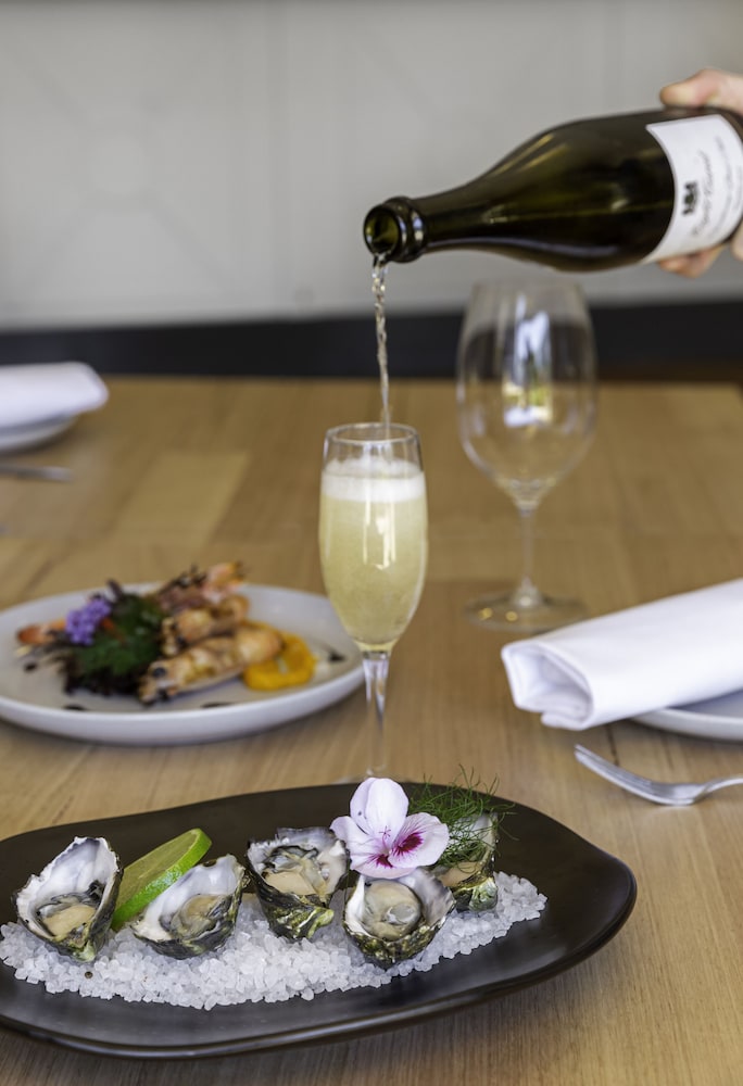 PORTSEA VILLAGE RESORT 28/69