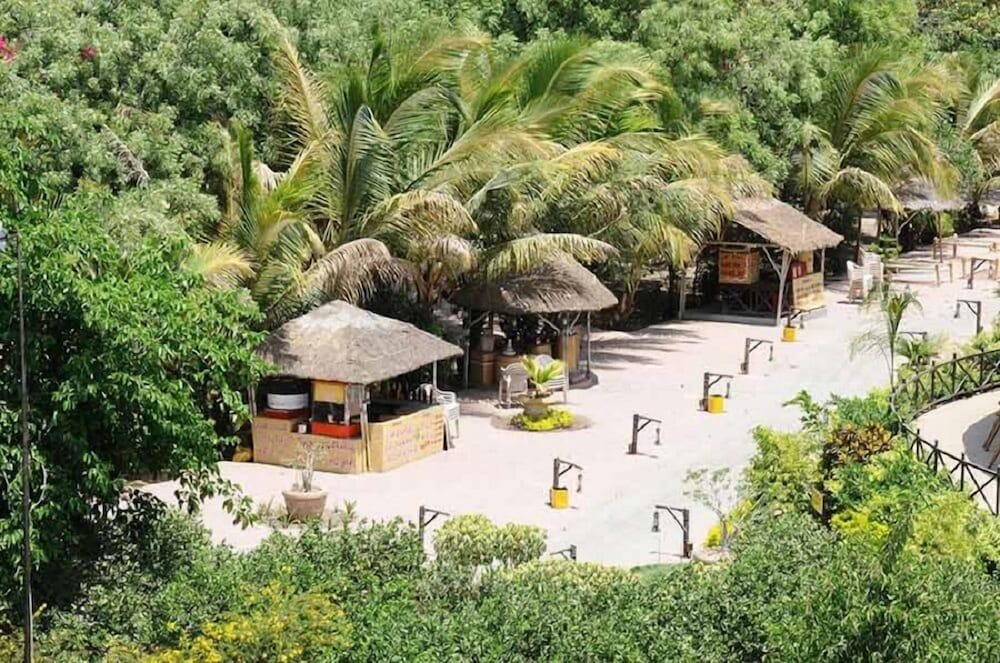 Chouki Dhani Resort 46/50