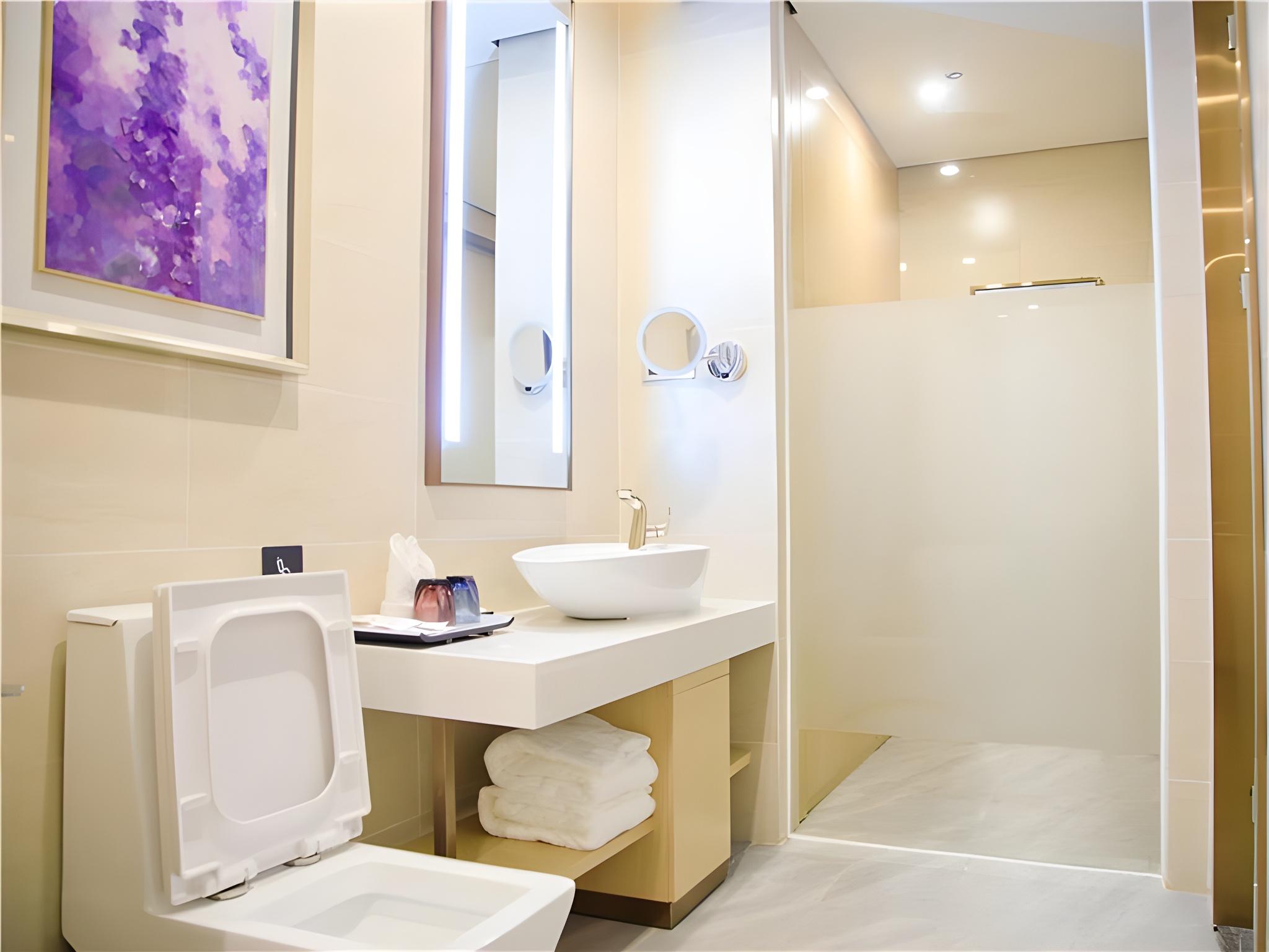Lavande Hotel (Shenzhen Longgang Henggang Metro Station) 53/53
