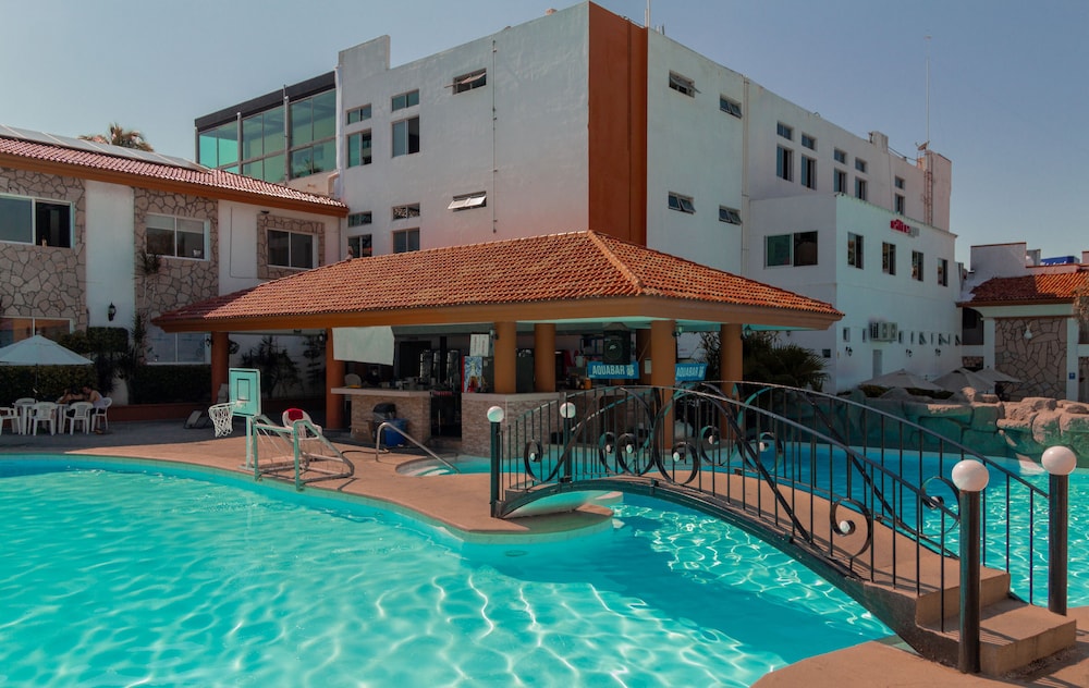 Hotel Maria Isabel 66/69