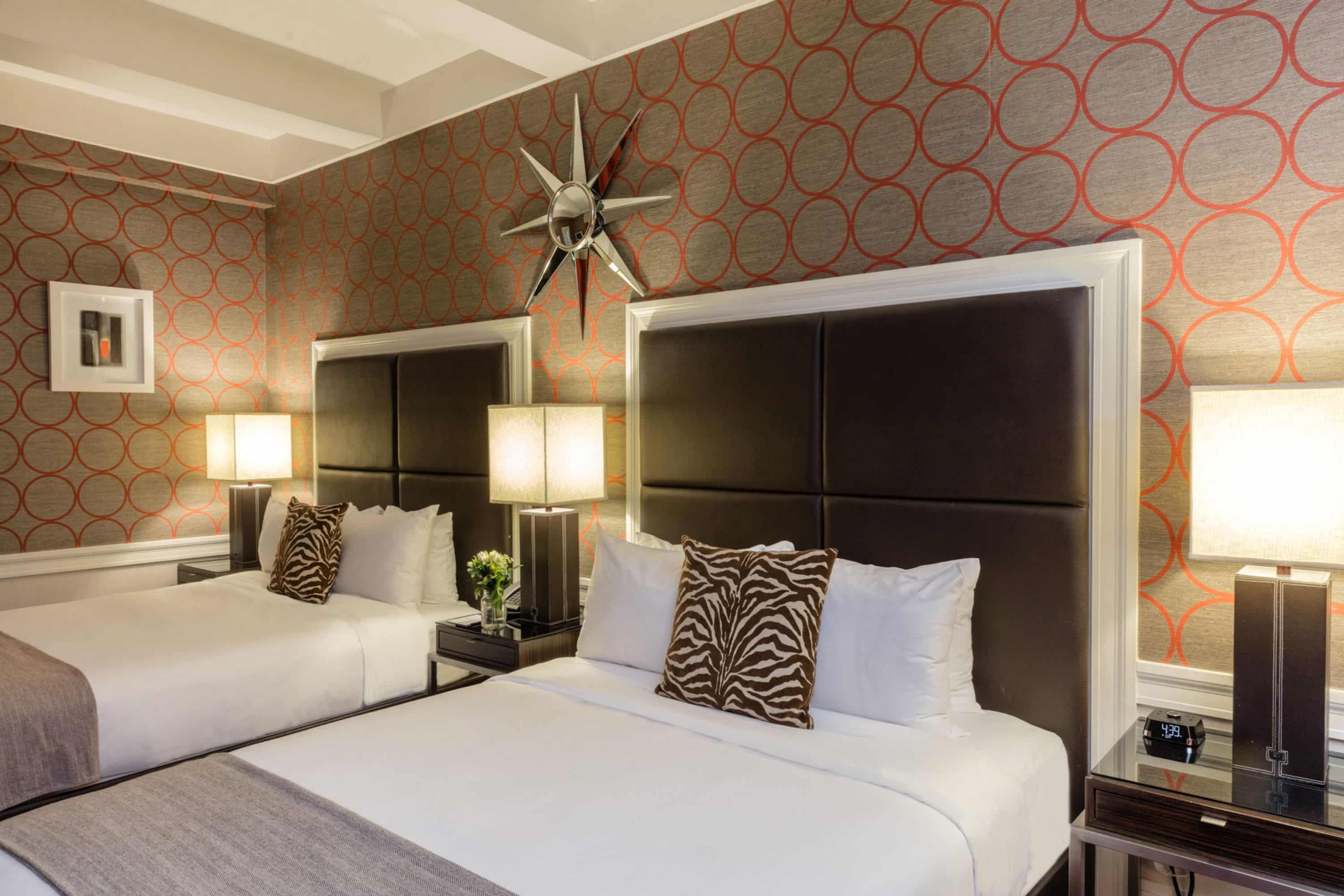 The Empire Hotel 24/71