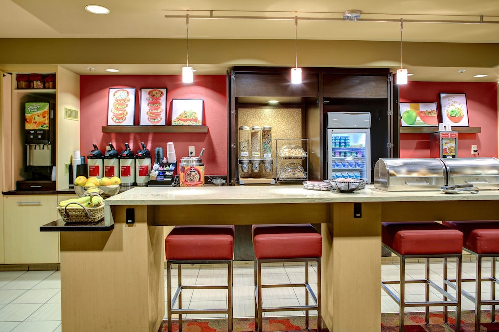 MainStay Suites Middleburg Heights Cleveland Airport 29/42