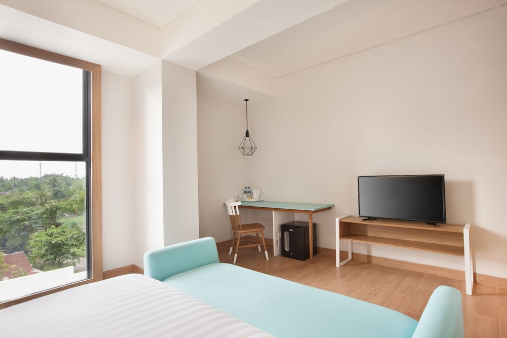 La Lucia Boutique Hotel by Prasanthi 24/48