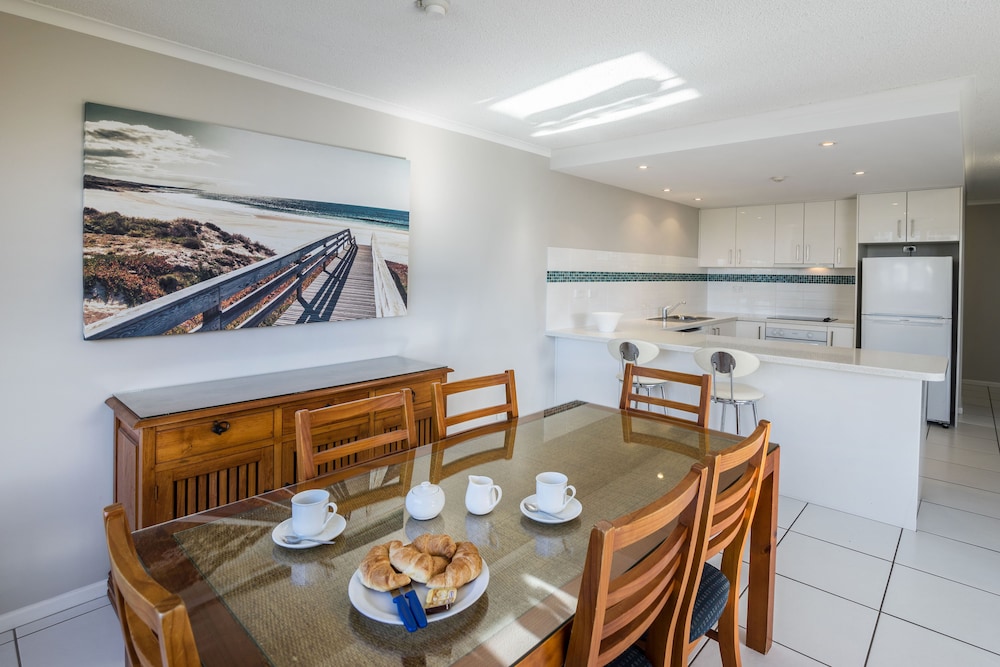 Newport Mooloolaba 50/76