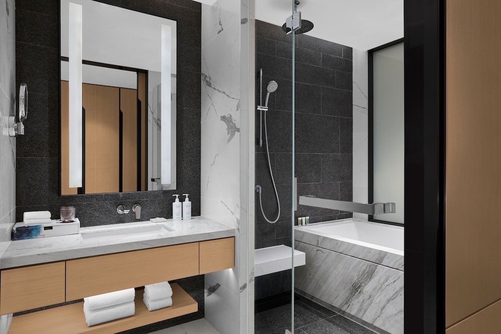 Courtyard by Marriott Xiamen Huli 45/50