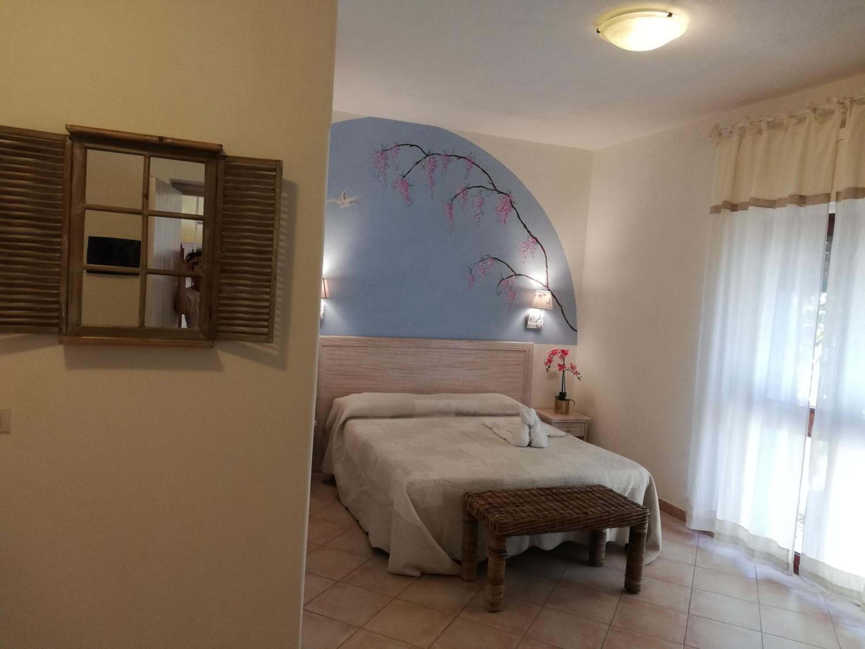 Room, Quadruple