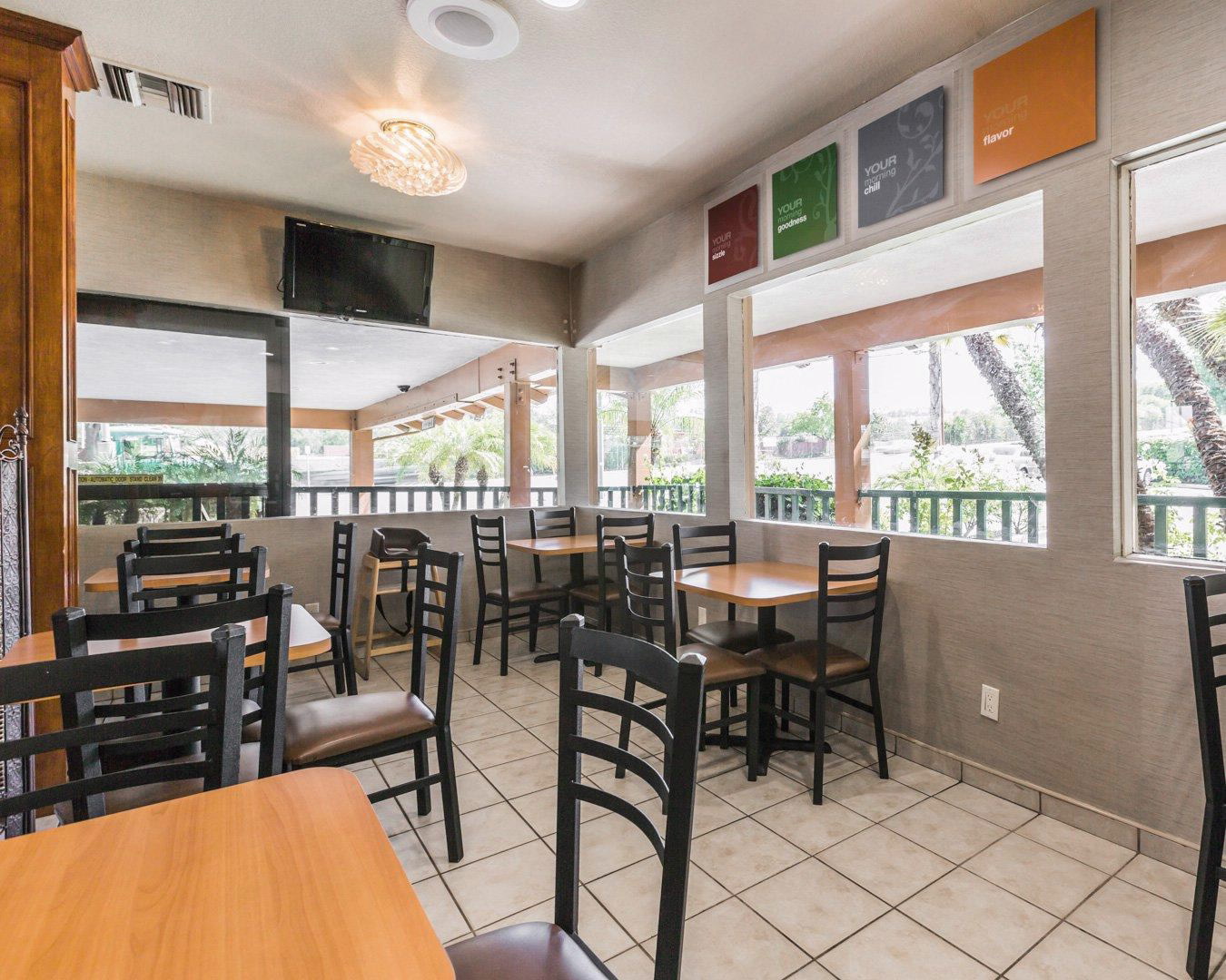 restaurant cafeteria