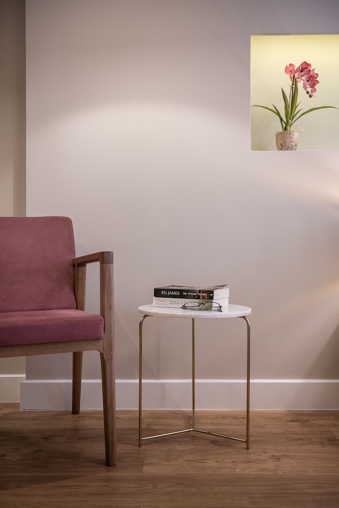 Viaggio Elegant Rooms 8/50