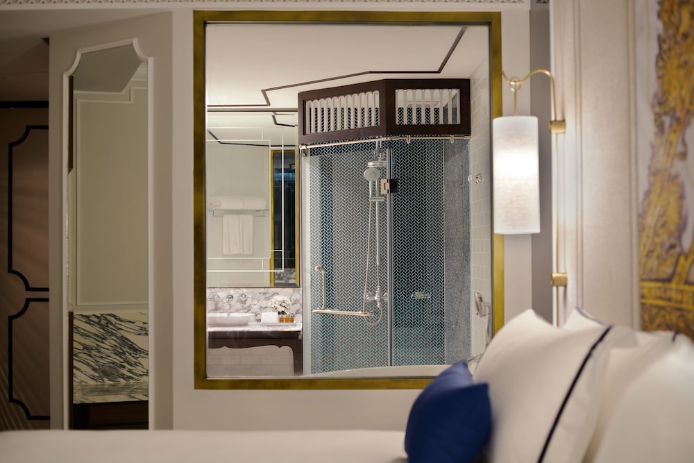 Movenpick Myth Hotel Patong 39/65