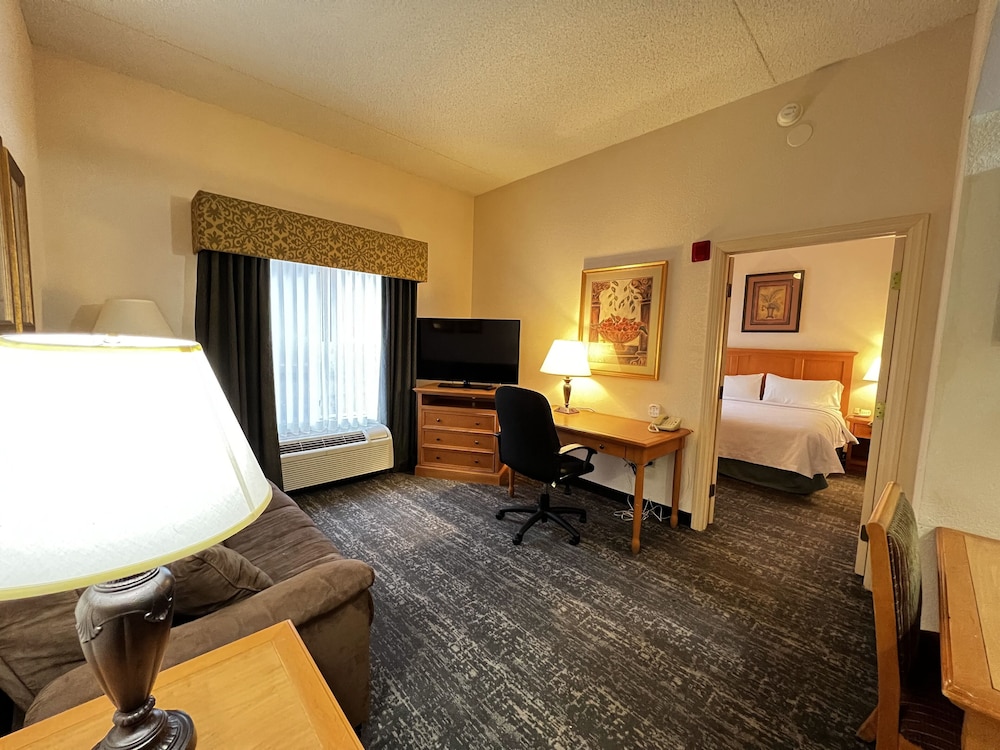 Hyatt House Colorado Springs Airport 19/42