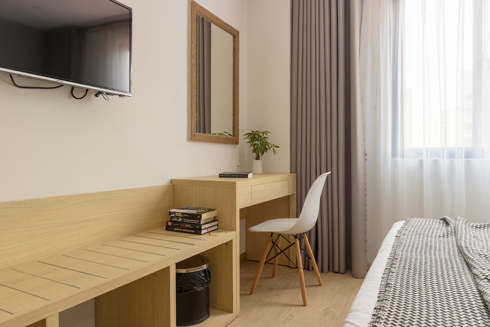 Pergola Design Hotel 70/73