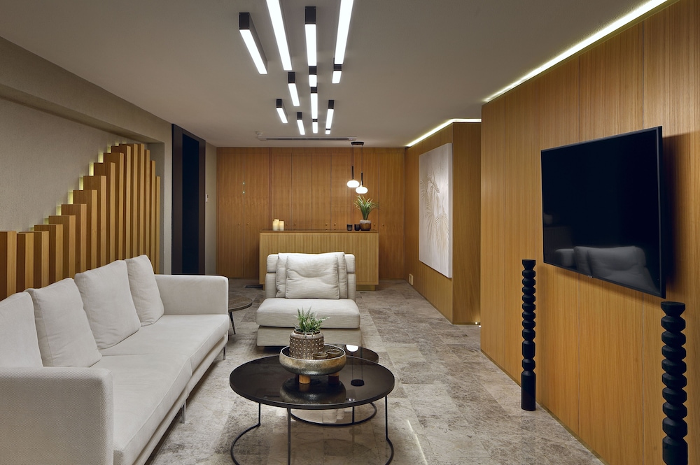 G Beyond Residences & Villas 25/50