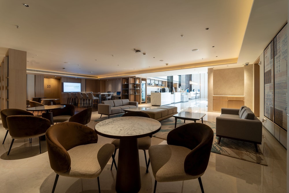 Courtyard By Marriott Vadodara 28/45