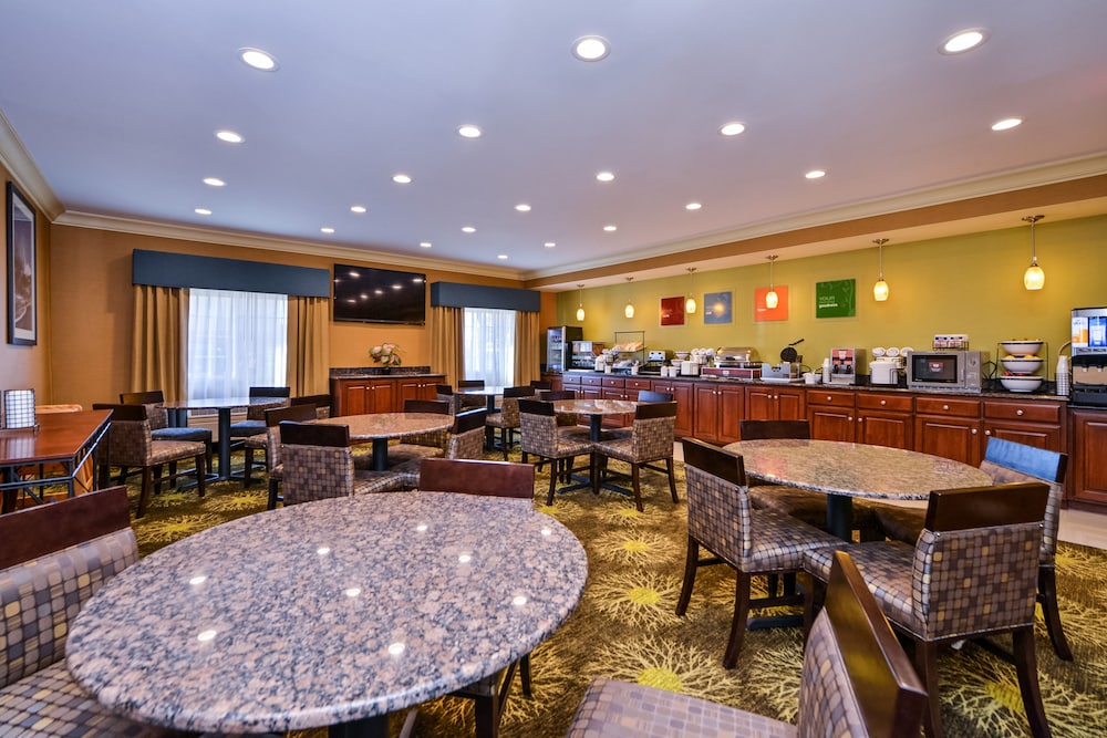 restaurant-cafeteria