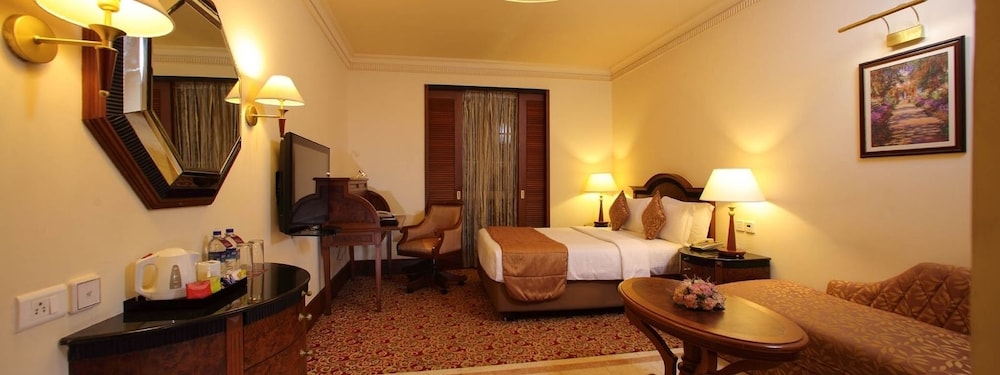The Residency Towers Chennai 18/38