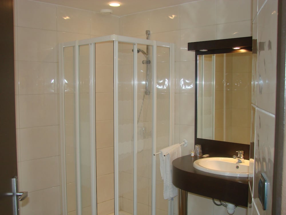 Hotel authentic by balladins Rodez / Le Ségala 8/52
