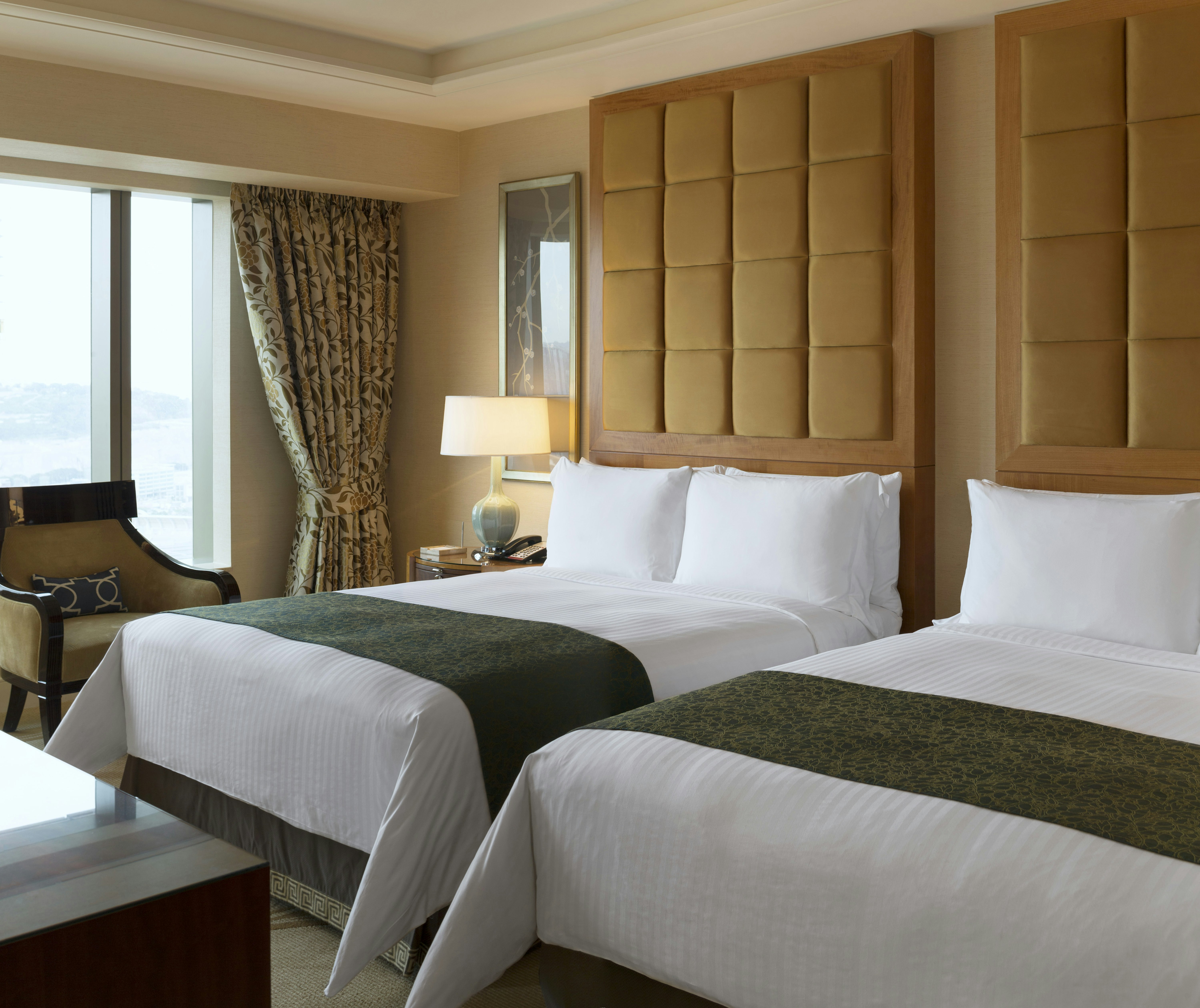 Conrad Macao 23/74