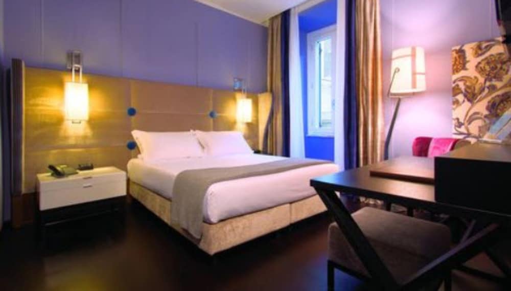 Stendhal Luxury Suites 11/39