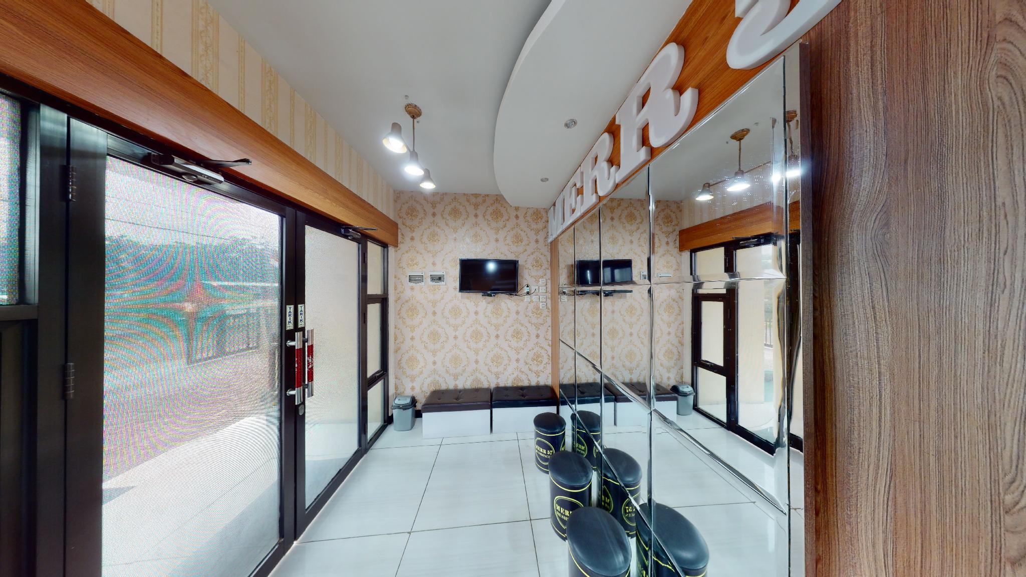 Merr 57 Hotel 16/22