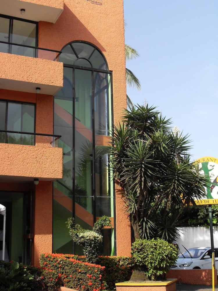 Hotel Playa Cristal 6/47
