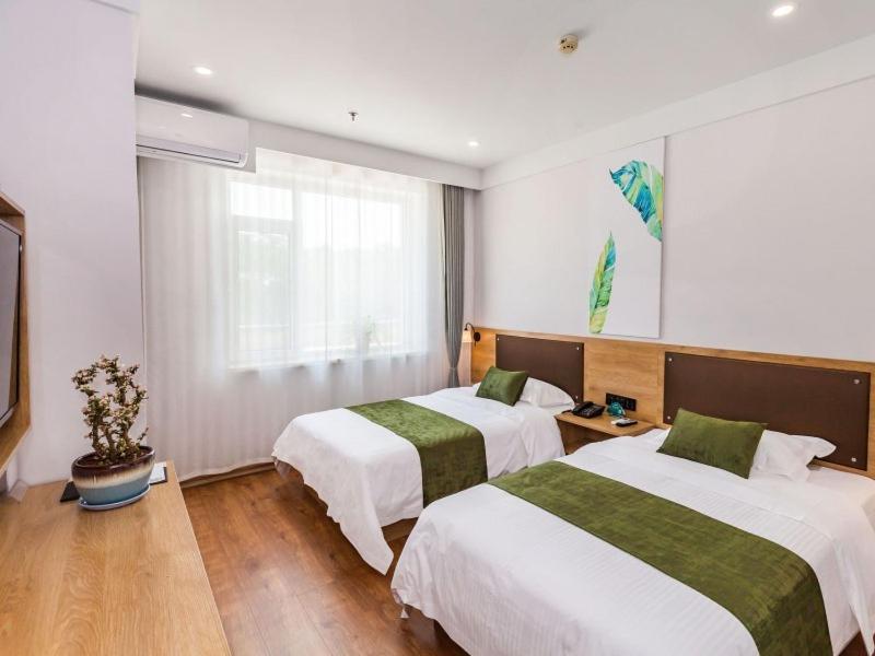 GreenTree Inn Dalian Airport New District Xinzhaizi Express Hotel 7/14