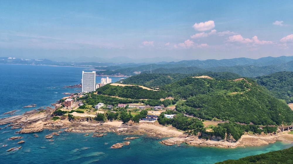 Xyz Private Spa And Seaside Resort 47/50