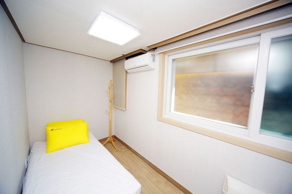 24 Guesthouse Seoul Cheongryangri 23/61