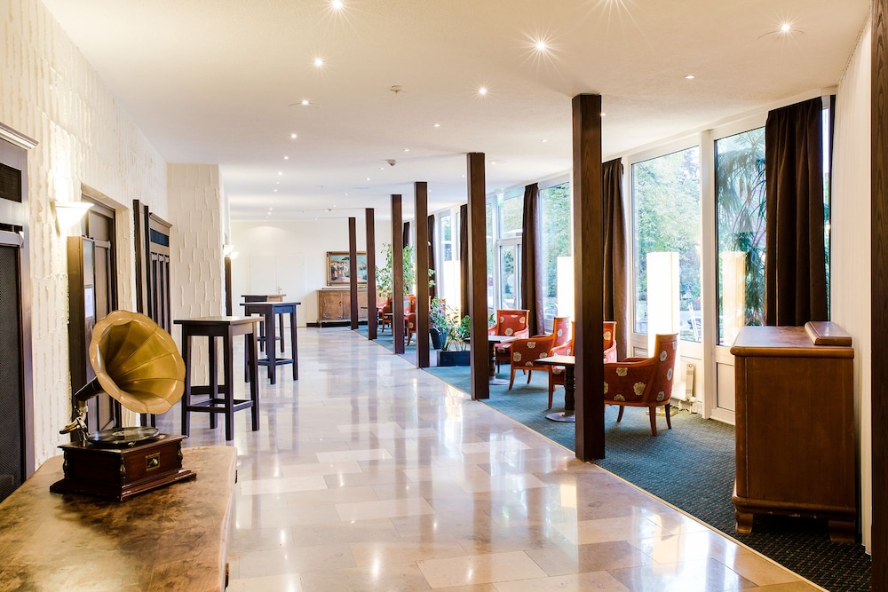Parkhotel Krone 44/68