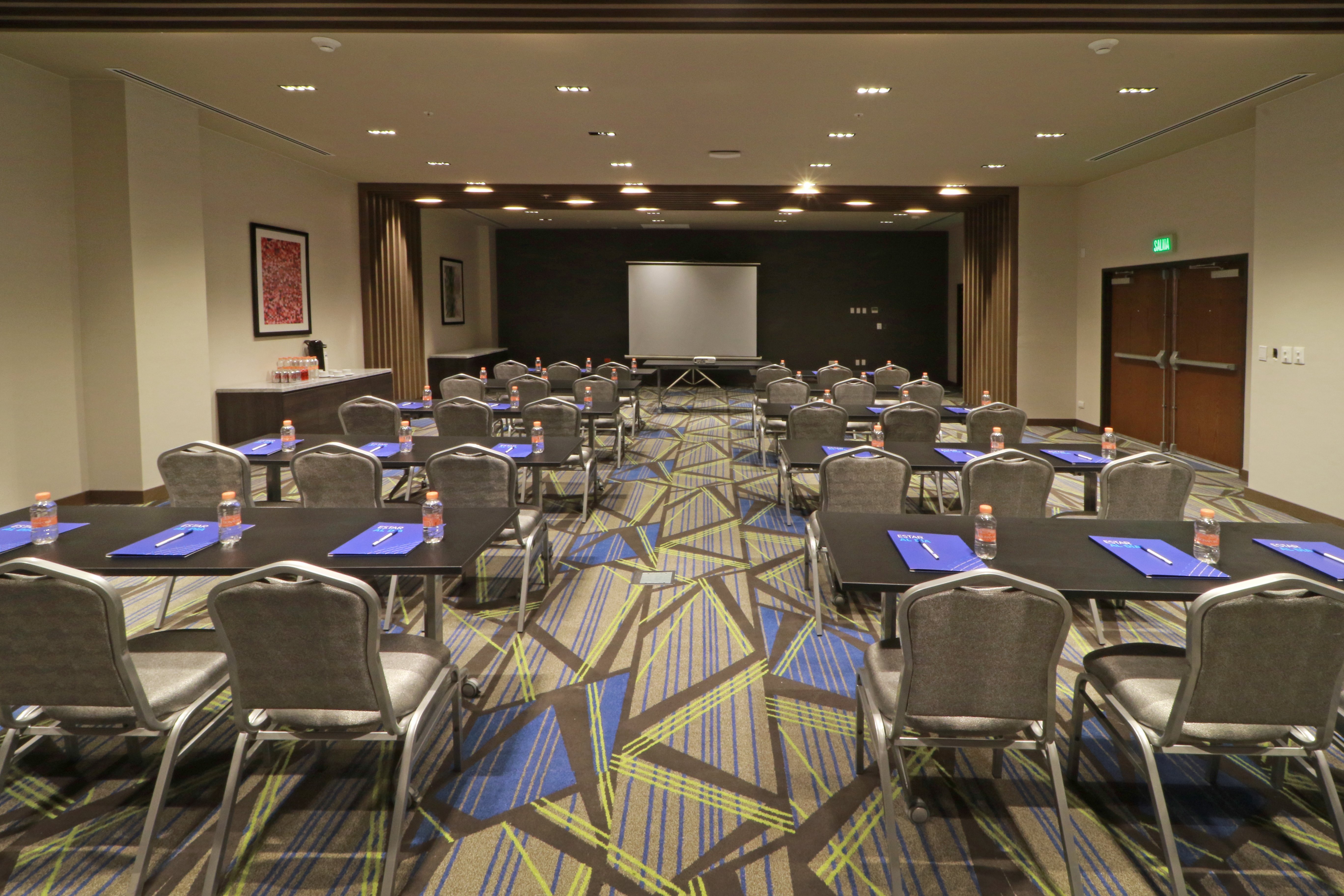 Holiday Inn Express Monterrey Fundidora 64/74