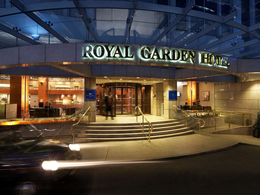 Royal Garden Hotel 76/85