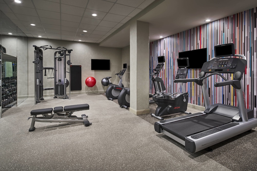 Sonesta Hotel Baltimore Inner Harbor 31/60