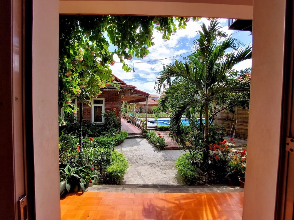 Ninh Binh Mountain Side Homestay & Cafe 3/67